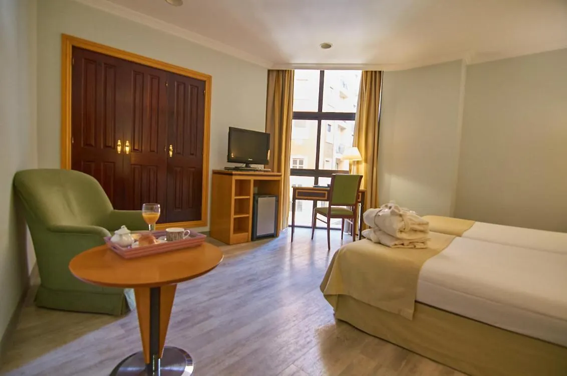 ***  Hotel Don Curro Málaga Spagna