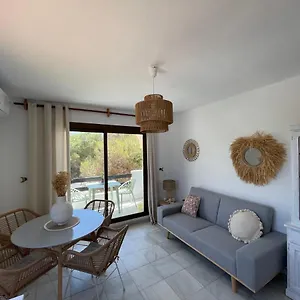 https://bella-lilia.balearic-islands.net